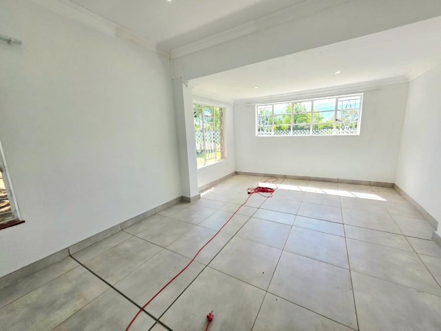 4 Bedroom Property for Sale in Noordhoek Free State